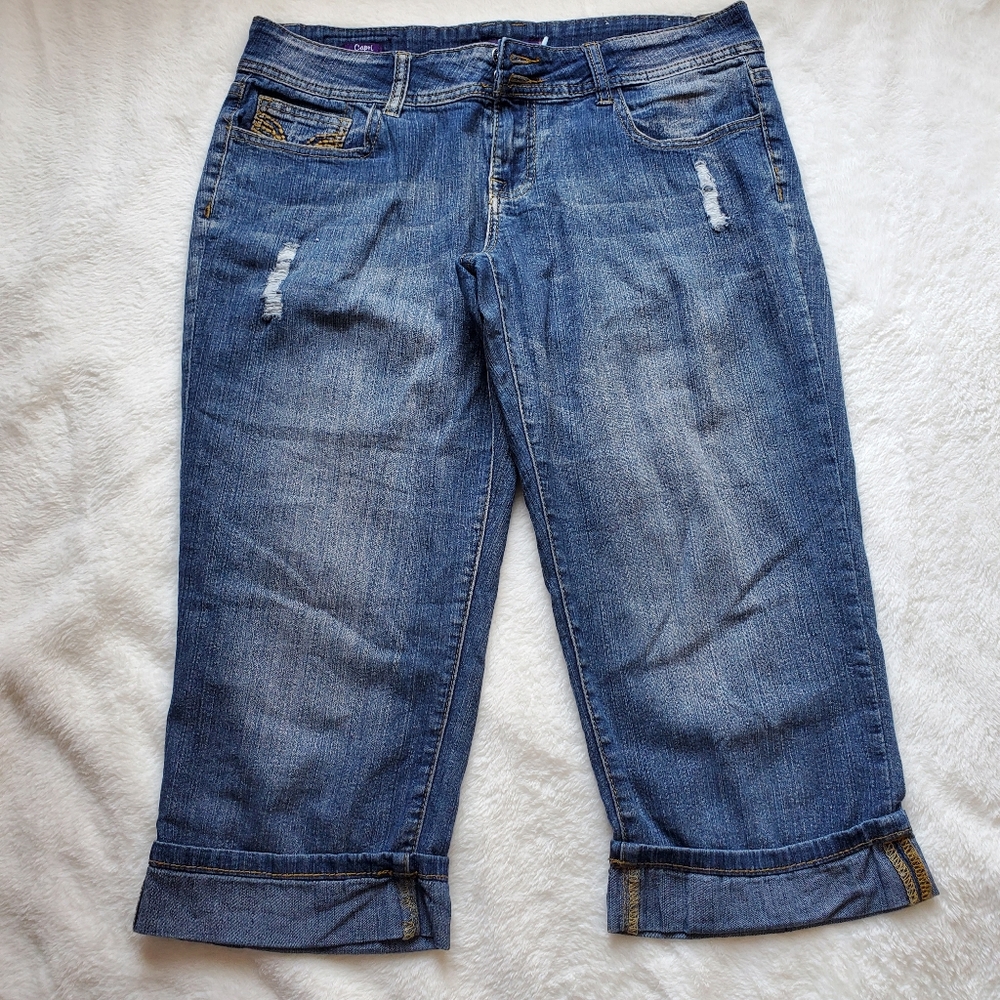 Vigoss women's 7 Capri blue soft Jeans knee length